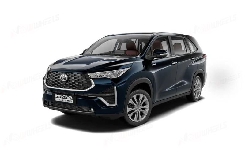 Toyota Innova Hycross