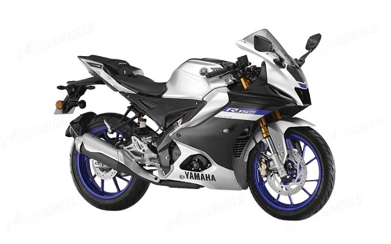 Yamaha R15 V4