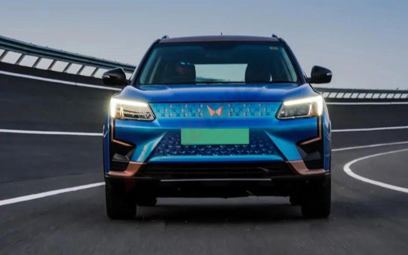 Mahindra XUV400 EV