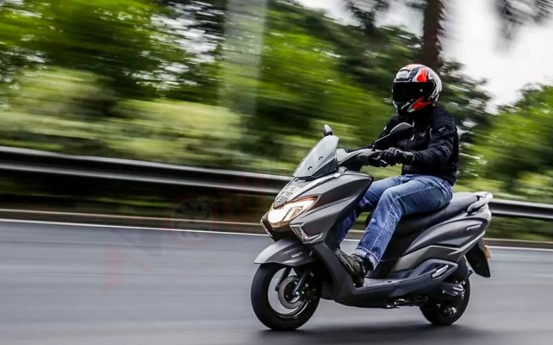 Suzuki Burgman Street